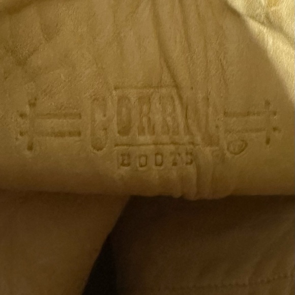 Corral Boots Distressed Brown Nubuck
Leather Cowgirl - Picture 5 of 6